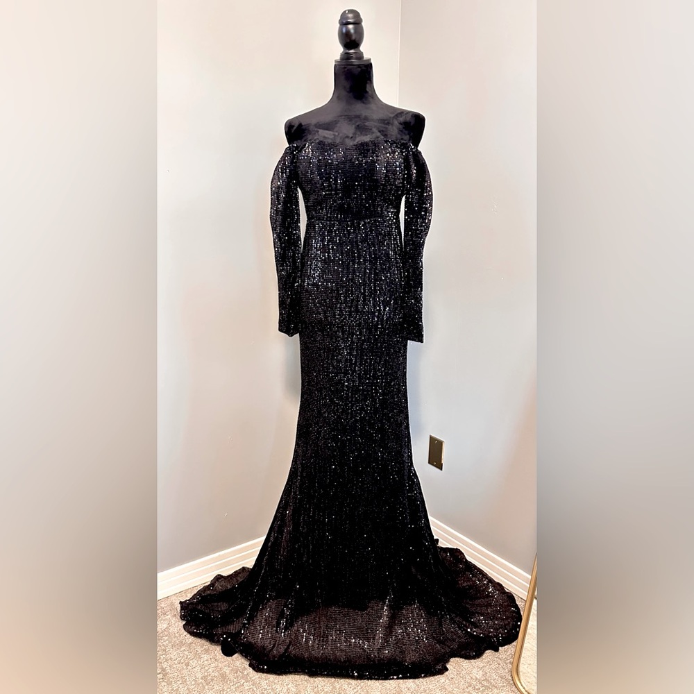 Fashion Nova - Got Class Black Sequin Gown